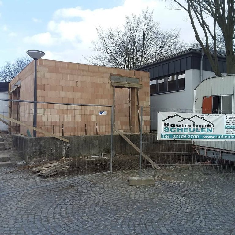 Rohbau-Mauerwerk eines Anbaus